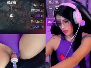 ValentinaGames's Live Sex Cam Show
