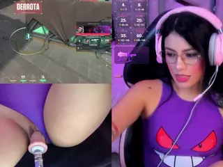 ValentinaGames's Live Sex Cam Show