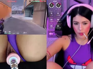 ValentinaGames's Live Sex Cam Show