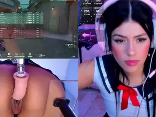 ValentinaGames's Live Sex Cam Show