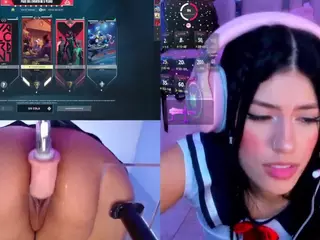 ValentinaGames's Live Sex Cam Show