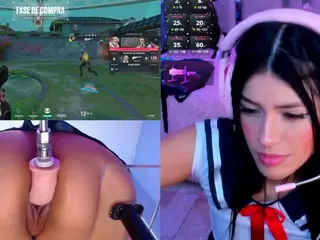 ValentinaGames's Live Sex Cam Show