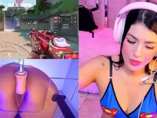 ValentinaGames's Live Sex Cam Show