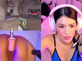 ValentinaGames's Live Sex Cam Show