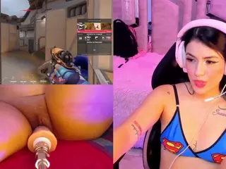 ValentinaGames's Live Sex Cam Show