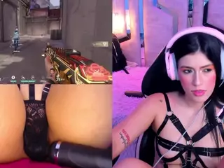 ValentinaGames's Live Sex Cam Show
