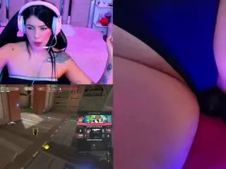 ValentinaGames's Live Sex Cam Show