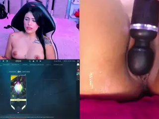 ValentinaGames's Live Sex Cam Show