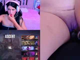 ValentinaGames's Live Sex Cam Show