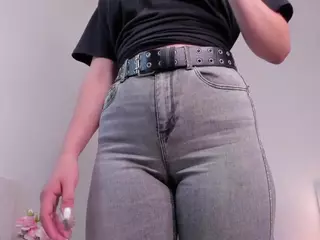 BreeEdge's Live Sex Cam Show