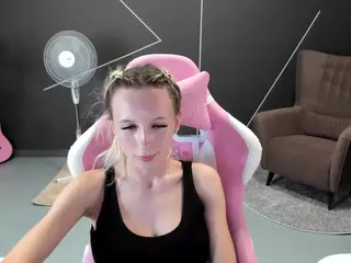 cute-luucy's Live Sex Cam Show