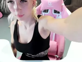 cute-luucy's Live Sex Cam Show