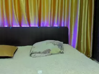 Diamond-Melanie's Live Sex Cam Show