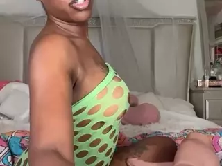Lovely Dominatrix's Live Sex Cam Show