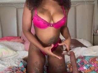 Queen Lovely