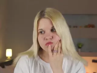 ElgaDanson's Live Sex Cam Show