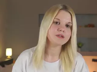 ElgaDanson's Live Sex Cam Show
