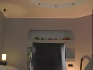 ElgaDanson's Live Sex Cam Show