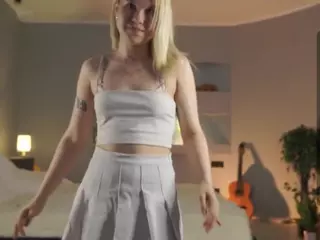 ElgaDanson's Live Sex Cam Show