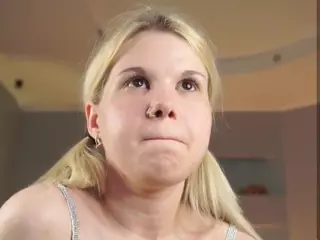 ElgaDanson's Live Sex Cam Show