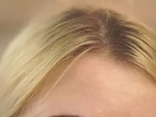 ElgaDanson's Live Sex Cam Show