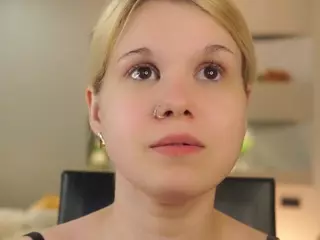 ElgaDanson's Live Sex Cam Show