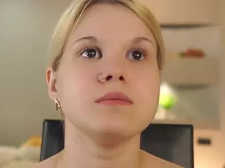 ElgaDanson's Live Sex Cam Show