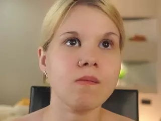 ElgaDanson's Live Sex Cam Show
