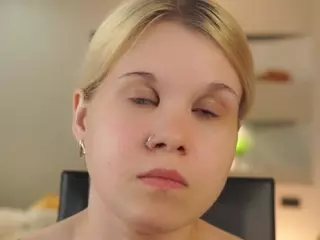 ElgaDanson's Live Sex Cam Show