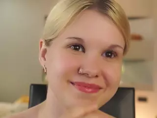 ElgaDanson's Live Sex Cam Show