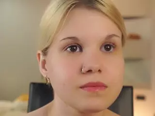 ElgaDanson's Live Sex Cam Show