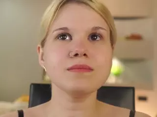 ElgaDanson's Live Sex Cam Show