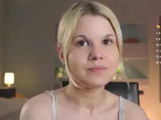 ElgaDanson's Live Sex Cam Show