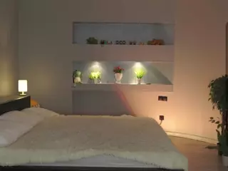 ElgaDanson's Live Sex Cam Show