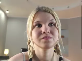 ElgaDanson's Live Sex Cam Show