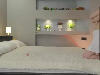 ElgaDanson's Live Sex Cam Show