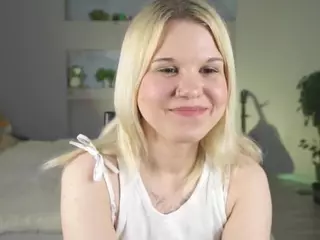 ElgaDanson's Live Sex Cam Show