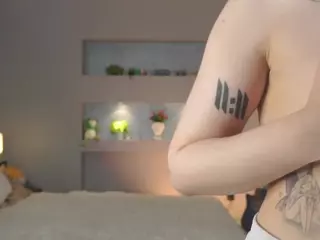 ElgaDanson's Live Sex Cam Show