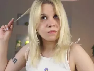 ElgaDanson's Live Sex Cam Show