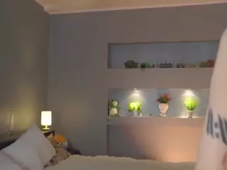 ElgaDanson's Live Sex Cam Show