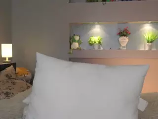ElgaDanson's Live Sex Cam Show