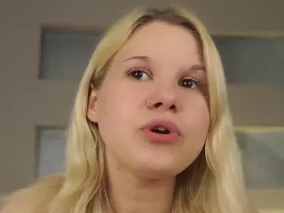 ElgaDanson's Live Sex Cam Show