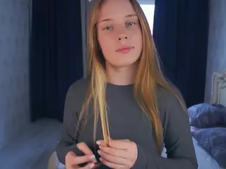 FancyHatchell's Live Sex Cam Show