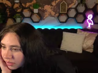 HoneyPeachPeach's Live Sex Cam Show