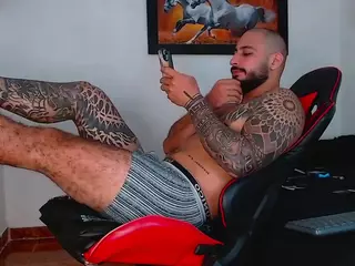 Leon18K's Live Sex Cam Show