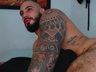 Leon18K's Live Sex Cam Show