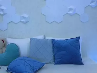 LynnaSparks's Live Sex Cam Show