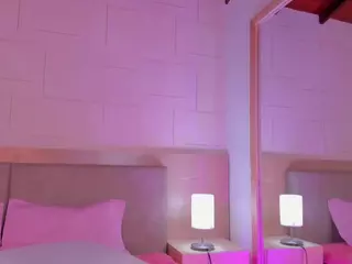 Melodyy-Rose's Live Sex Cam Show