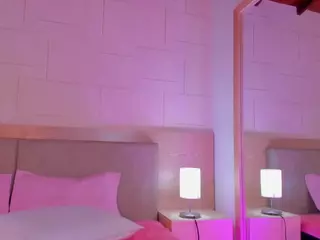 Melodyy-Rose's Live Sex Cam Show