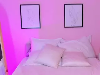 MissPocahontass's Live Sex Cam Show